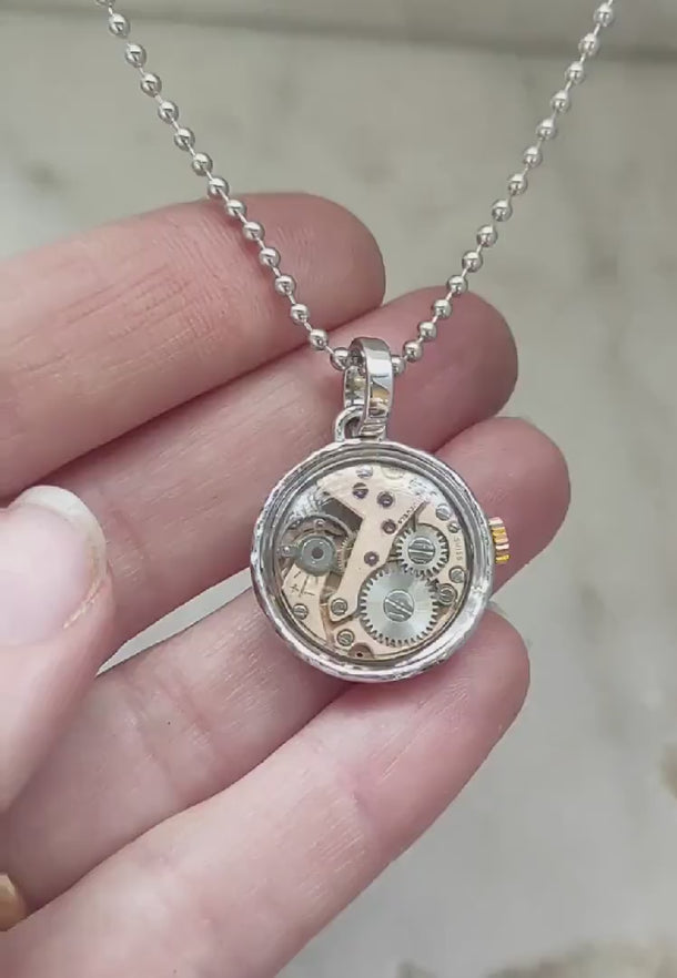 Orologio senza tempo Pendente in argento