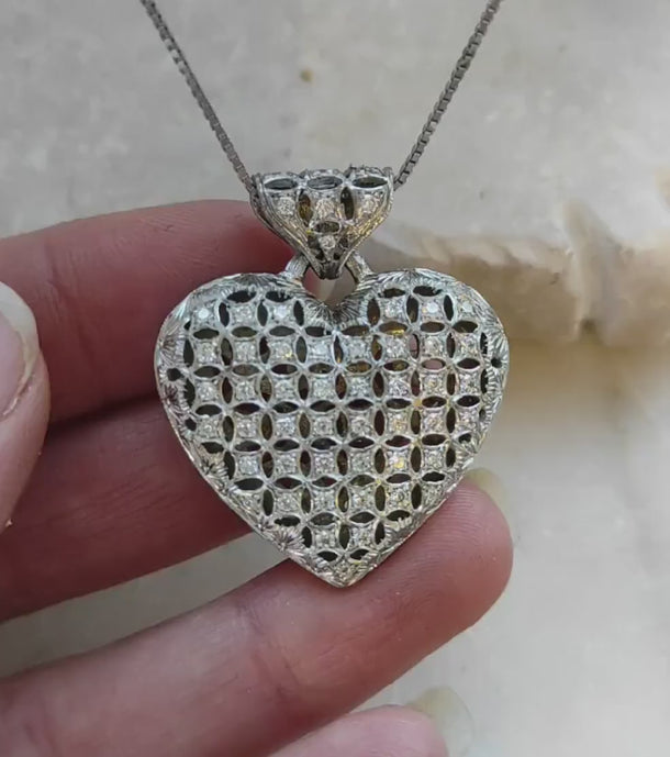 Florentine Style Heart Pendant in Silver 925‰ with zircons