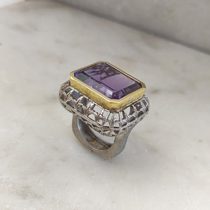Gold and Silver ring with natural Amethyst