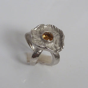 Silver ring with citrine quartz