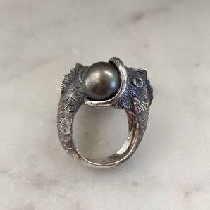 Silver Ring 925‰ "Fish" with Natural Pearl, Tahitian Pearl Natural and Sapphires
