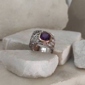 White Gold and Silver Ring with Amethyst