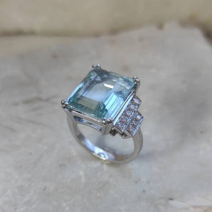 White Gold Ring with Aquamarine Stone and Natural Diamonds